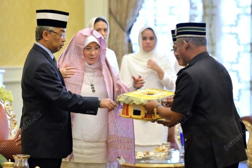 KL06_10062019_KAIN_TENUN_BN201906081571