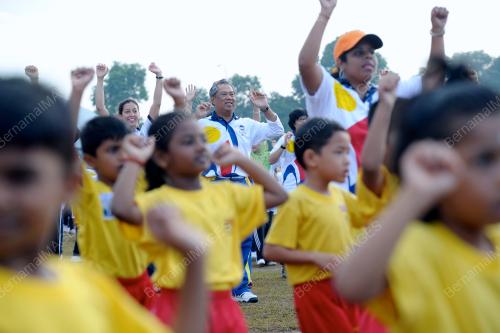 KL06_10072012_MURID1