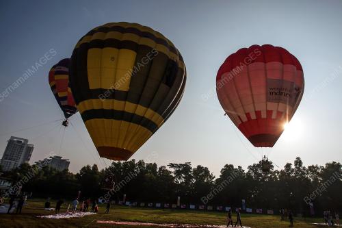 KL06_11032017_BALLON
