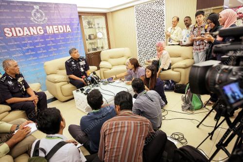 KL06_11042016_POLIS