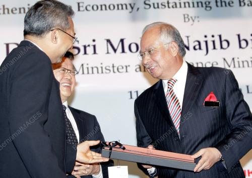 MOHD NAJIB TUN ABDUL RAZAK