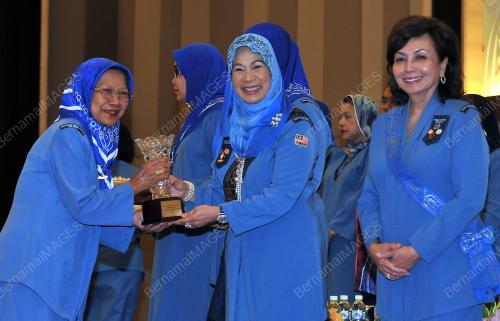 KL06_11062014_PERMAISURI