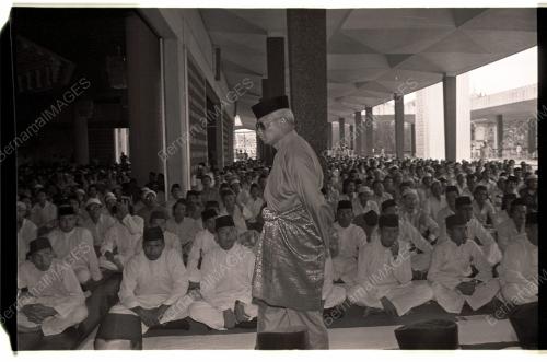 AGONG SEMBAHYANG JUMAAT DI MASJID NEGARA