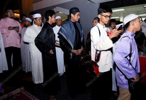 KL06_11072015_QIAMULLAIL