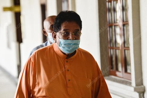 DATUK SERI TENGKU ADNAN TENGKU MANSOR