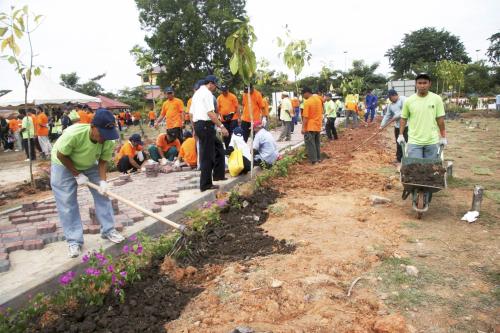 GOTONG-ROYONG PERDANA