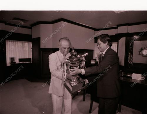 TUN ABDUL GHAFFAR BIN BABA