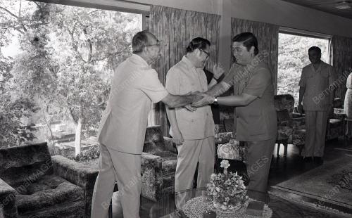 TUN HUSSEIN ONN