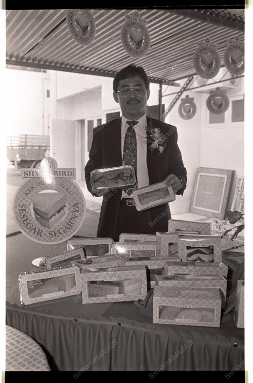KL06_120490_PRODUKDINGINBEKU