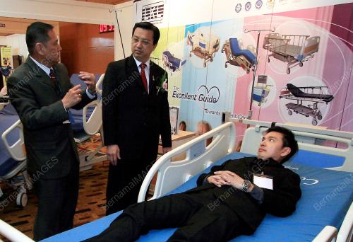 LIOW TIONG LAI