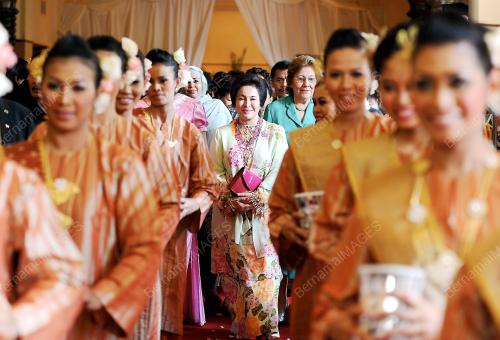 ROSMAH MANSOR