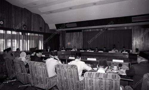 DATUK SERI DR. MAHATHIR MOHAMAD