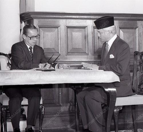 SULTAN AZLAN SHAH