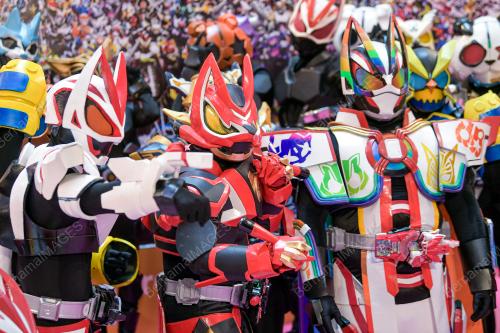 PAMERAN KAMEN RIDER KE-50