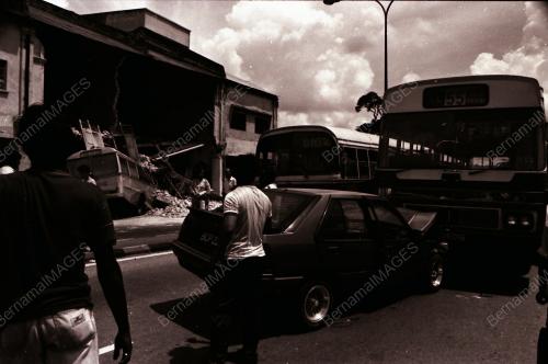 KEMALANGAN DI JALAN TUN SAMBATHAN