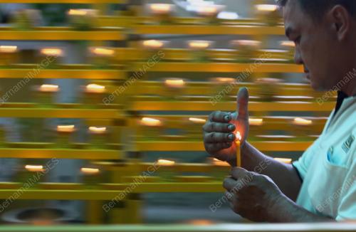 KL06_13052014_WESAK