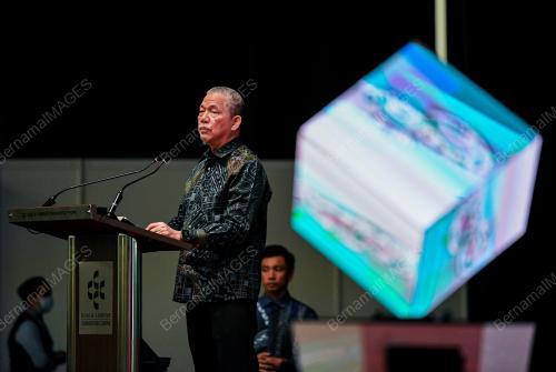 DATUK SERI FADILLAH YUSOF