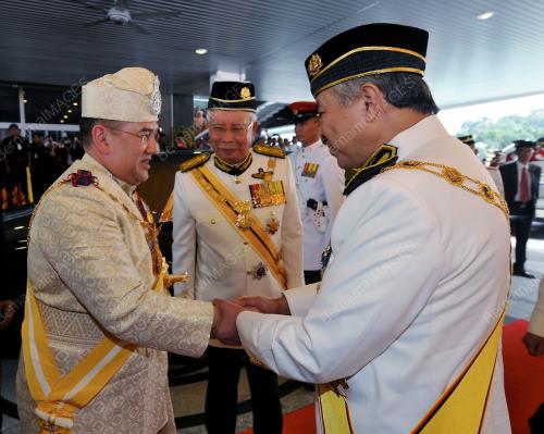 KL06_13122016_AGONG