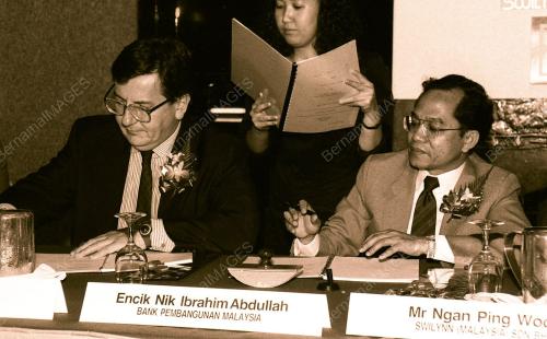 KL06_140390_ASIANBANK