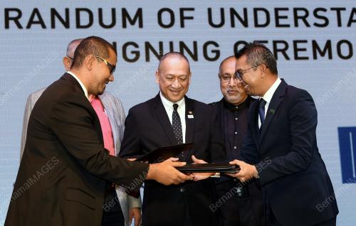 KL06_14032018_NAZRI_MOU
