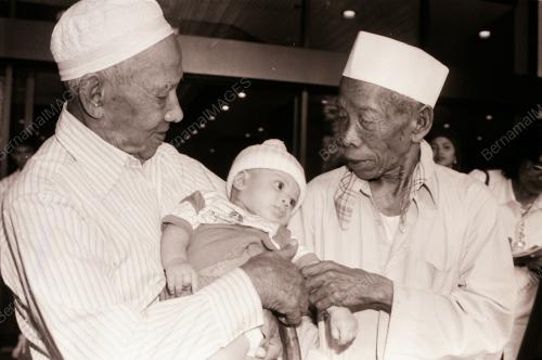 ORANG TERTUA DI KUALA LUMPUR