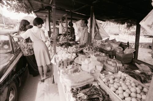 JUALAN KUIH DI BULAN PUASA