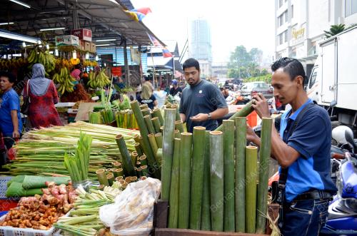KL06_14072015_PASAR_CHOW_KIT