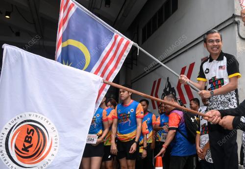 FAHMI FADZIL