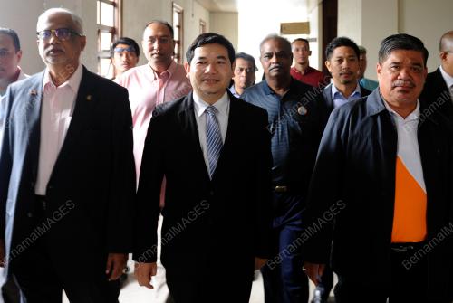 KL06_14112016_MAHKAMAH_RAFIZI01