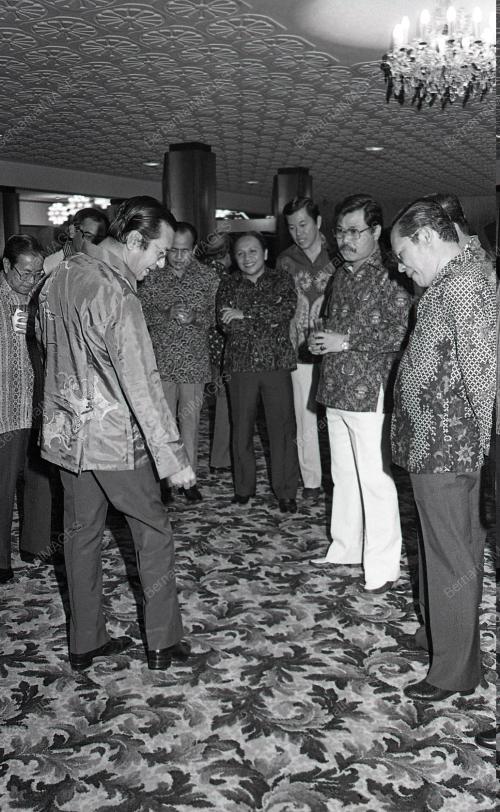 MAHATHIR MOHAMAD