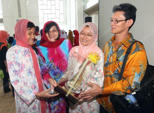 KL06_15022011_ANUGERAH1