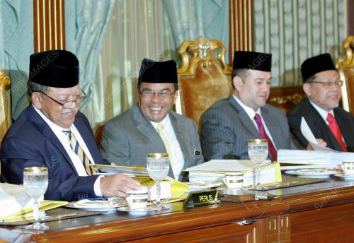 MESYUARAT MAJLIS RAJA RAJA