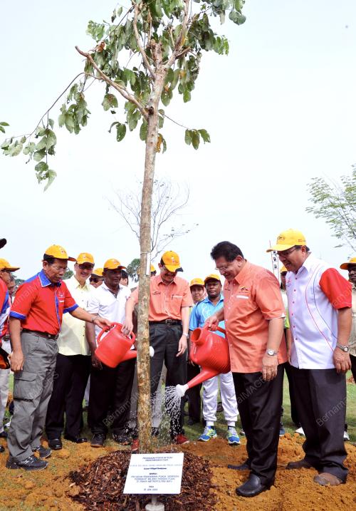 KL06_15062013_PROGRAM_POKOK