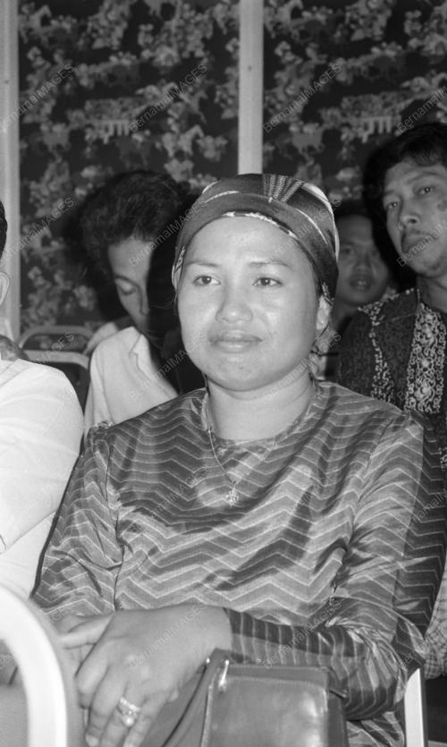 KL06_15081984_GAPENA