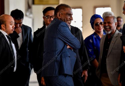 TAN SRI MOHD IRWAN SERIGAR ABDULLAH