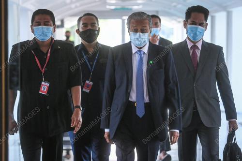PERSIDANGAN PARLIMEN PENGGAL KETIGA