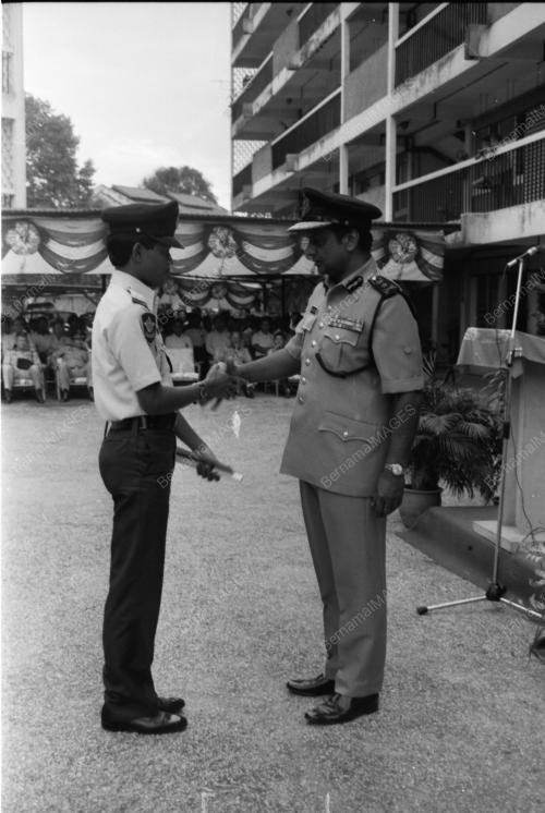 KL06_16012015_CHIEF_POLICE_OFFICER