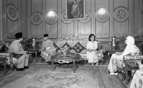 KL06_16012015_LAWAT_ISTANA