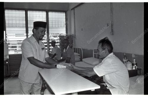 KL06_160490_YADIM_SUMBANGKUIHKEPADAPESAKITTIBI
