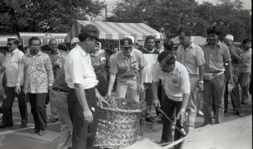 KL06_160690_GOTONG_ROYONG2