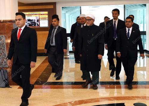 KL06_16102018_HADI_BN201810130766