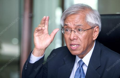 PROF EMERITUS ANUWAR ALI
