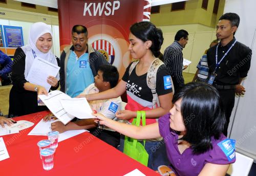 KL06_16112012_JOB_FAIR