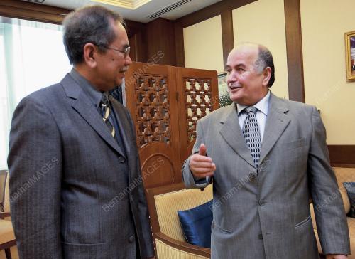 DATUK DR WAN JUNAIDI TUANKU JAAFAR