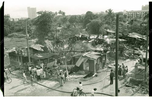 KEBAKARAN DI KAMPUNG BARU