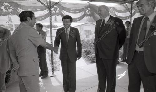DR. MAHATHIR MOHAMAD