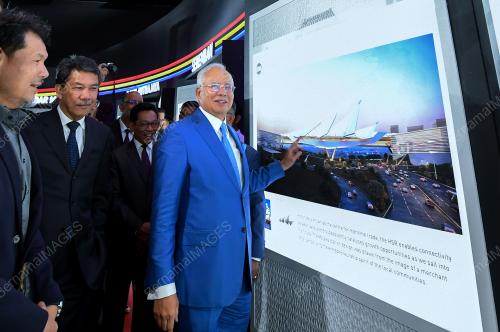 KL06_17102017_PM_BN201710168616