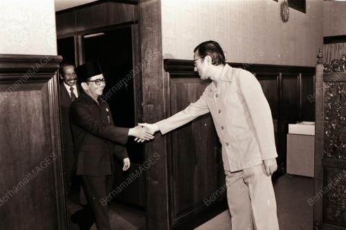 DATUK SERI DR. MAHATHIR BIN MOHAMAD