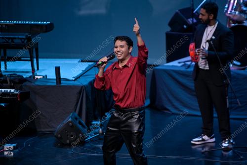 KONSERT UNVEILING UNIQUENESS 2