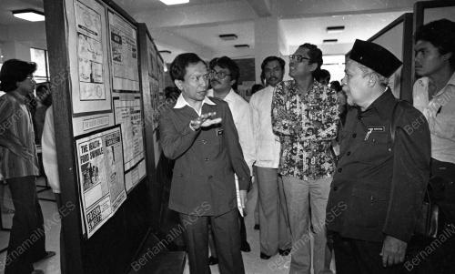 KL06_18022015_RAIS_RASMI